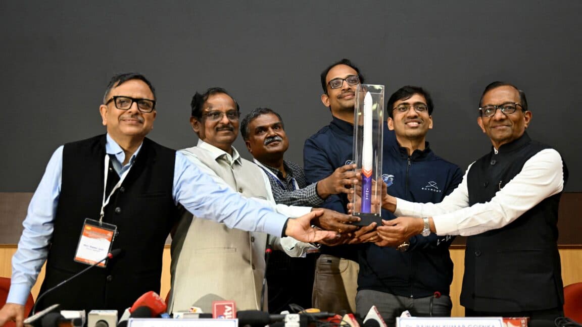 Roket Pertama India yang Dikembangkan Swasta Berhasil Masuk Orbit, Gimana Ceritanya?